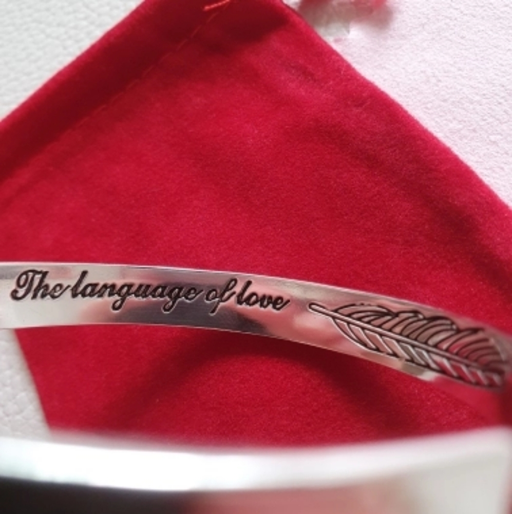 NEW Unisex 999 Silver Etched Feather Cuff Angel Cuff Adjustable Bracelet - Picture 7 of 14
